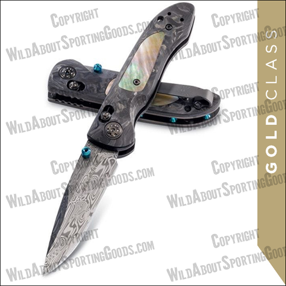 Benchmade 698-181 Gold Class Foray AXIS Folding Knife 3.22" Damasteel Blade, Marbled Carbon Fiber Handle