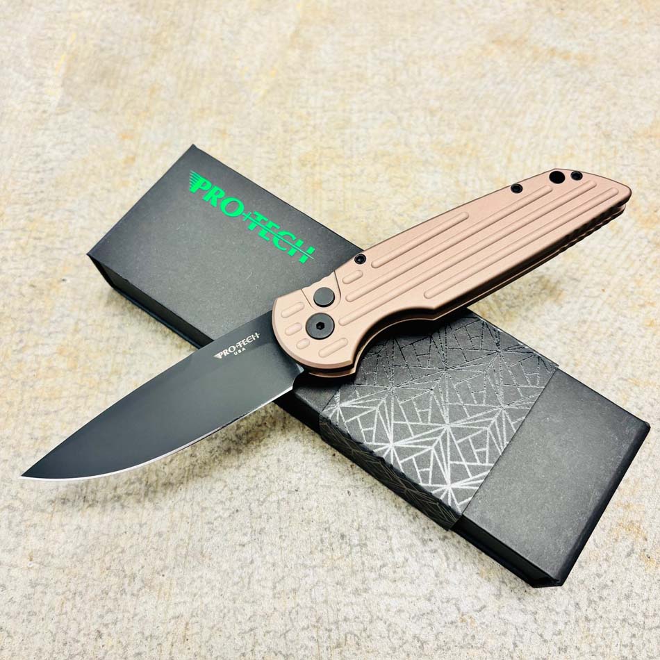 PROTECH TR-3 BT-FDE Tactical Response 3 Flat Dark Earth Brown Handle with Grooves 3.5" Black Blade Automatic Knife PROTECH TR-3 BT-FDE Tactical Response 3 Flat Dark Earth Brown Handle with Grooves Black Blade Automatic Knife